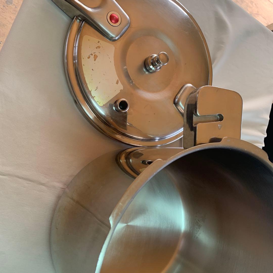 ワンダーシェフ・プロ用圧力鍋