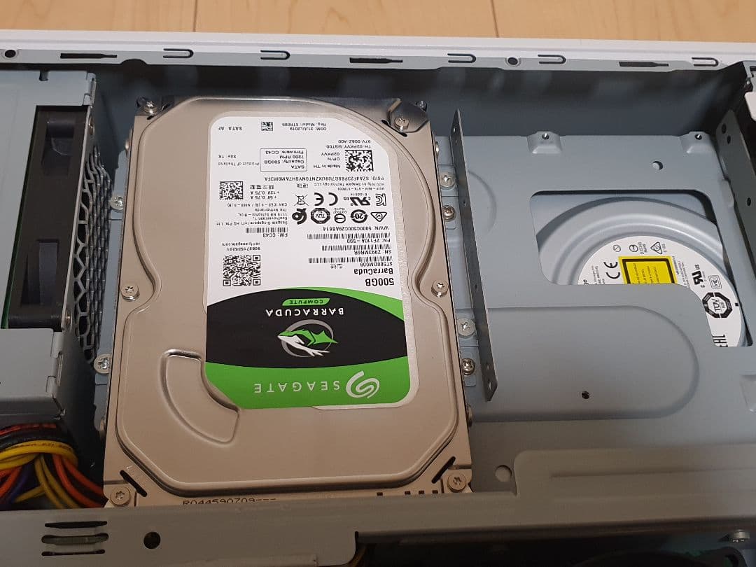 スリムタワー ライトゲーミングPC i5-8400 Win11 GTX750Ti