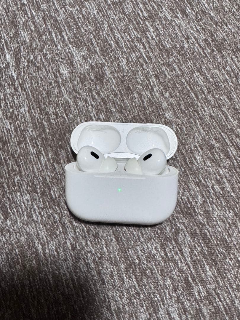 Apple AirPods Pro2 カバー付き