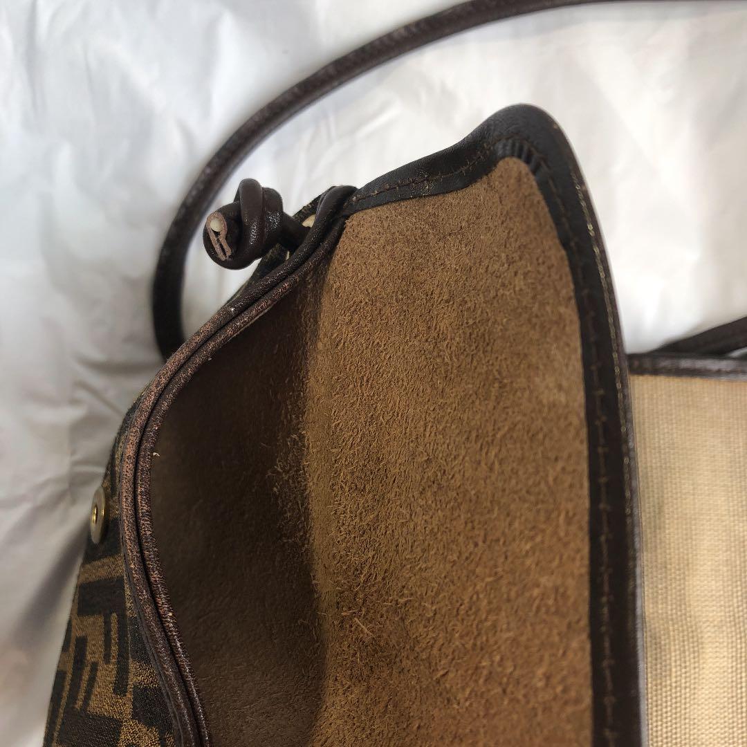 FENDI ズツカ　ポシェツト