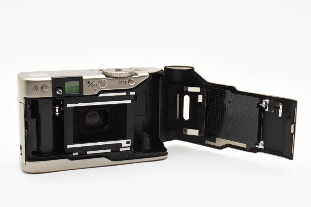 ミノルタ MINOLTA TC-1 コンパクトフィルムカメラ