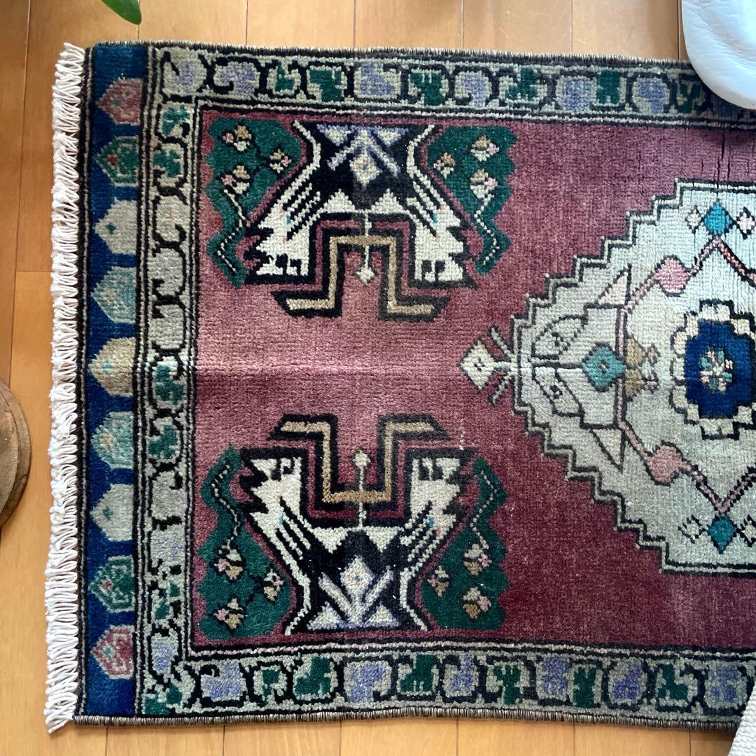 45×91 くすみグレープカラー　小さめメダリオン　トルコヴィンテージラグ