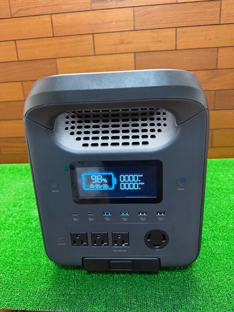 ポータブル電源 2500P (容量 2560Wh / AC出力 2500W)