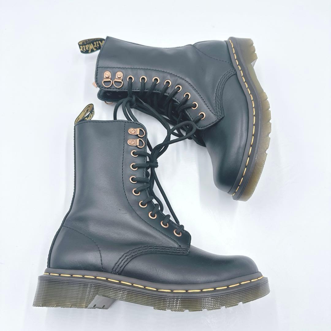 【未使用級】Dr.Martens レースアップブーツ 8ホール 黒 22cm相当