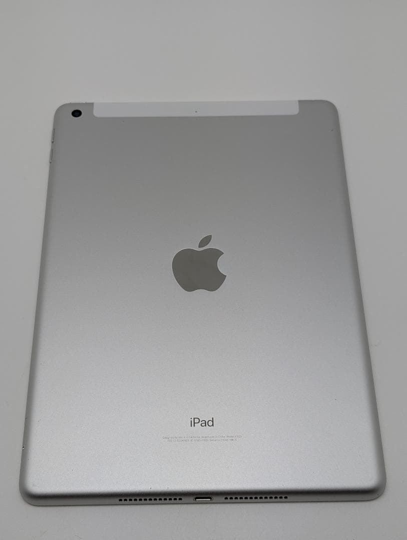 Pad（第5世代）Wi-Fi + Cellular：A1823