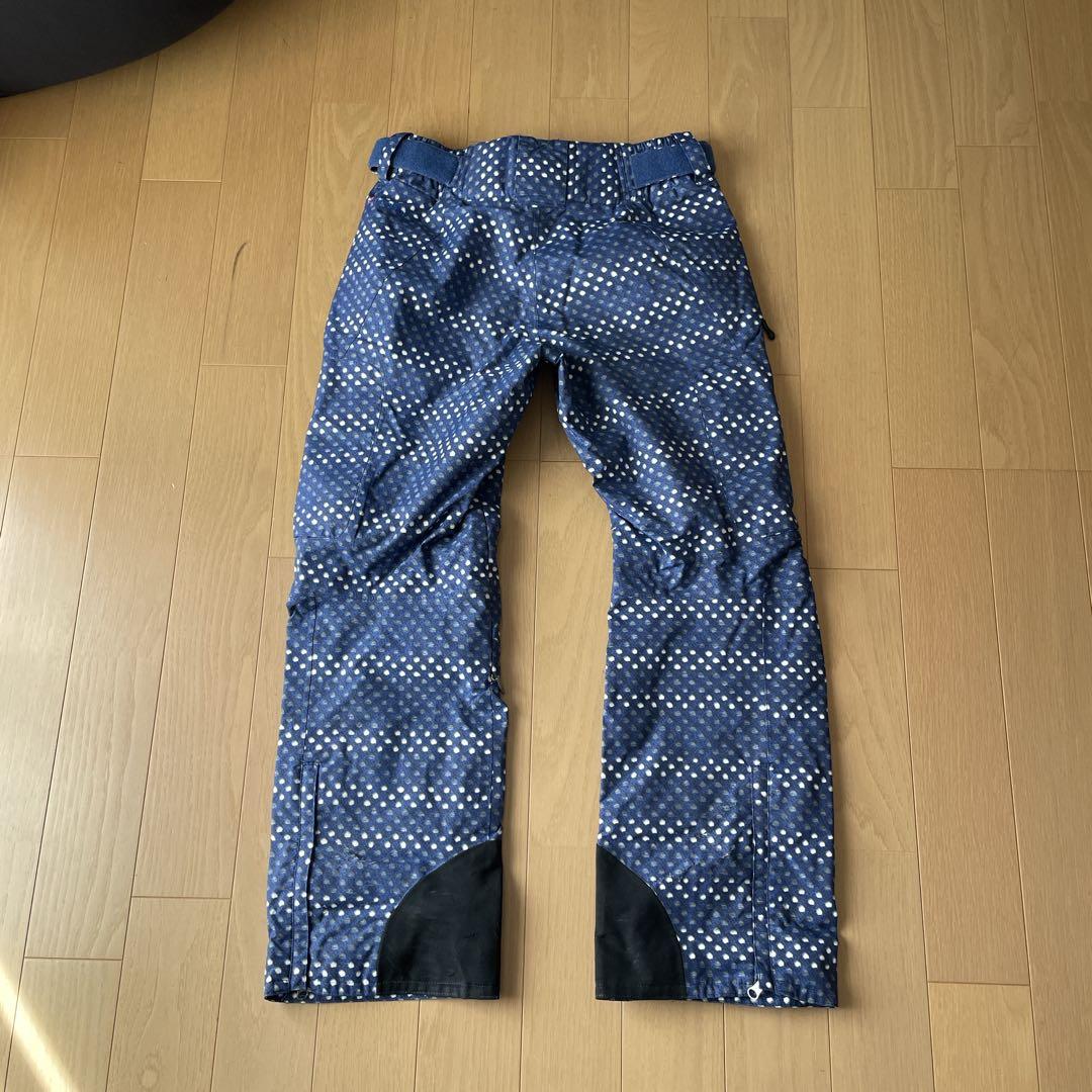 オンヨネ　ONYONE スキーウェア　サイズM中古　クラブオンヨネ