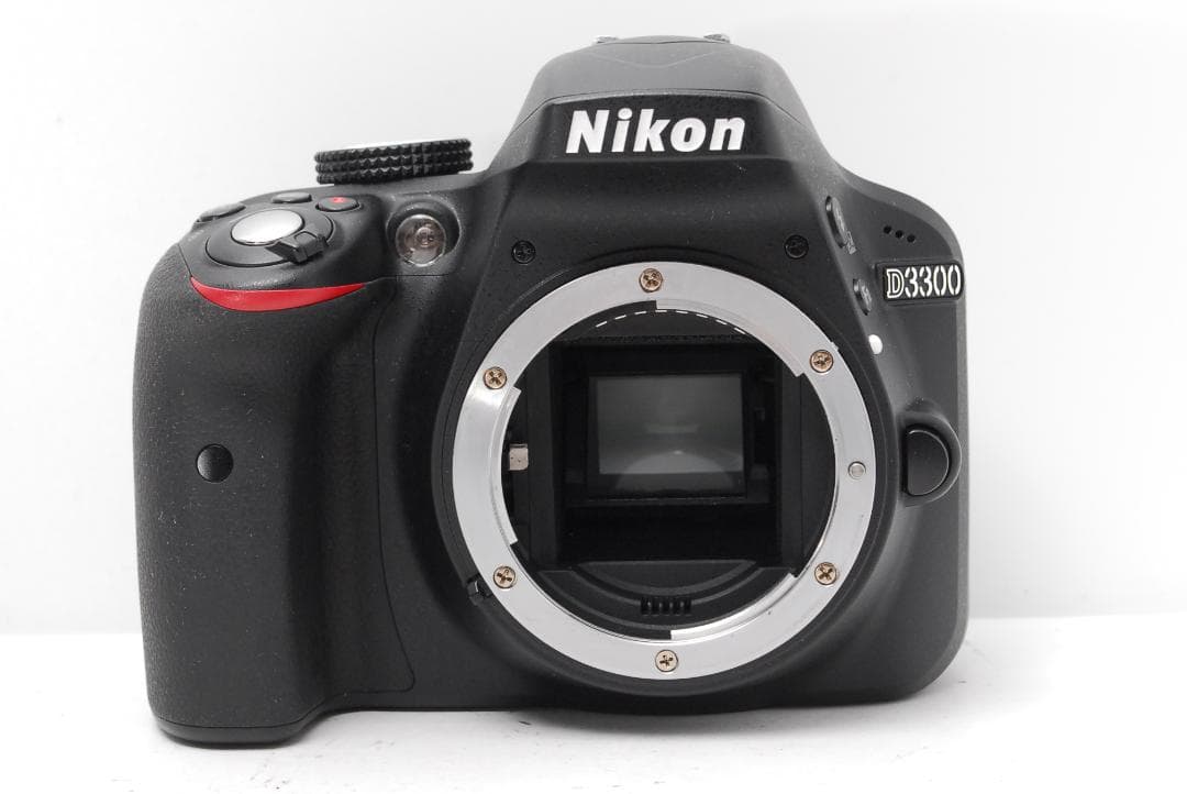【使用感少　新品級ショット数　ダブルレンズ】Nikon D3300　スマホ転送