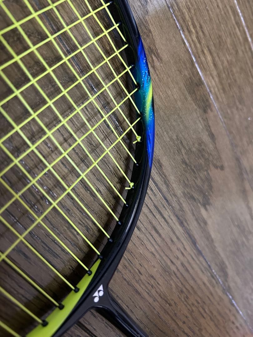 【廃盤 極美品】YONEX ASTROX77 4UG5 バドミントンラケット