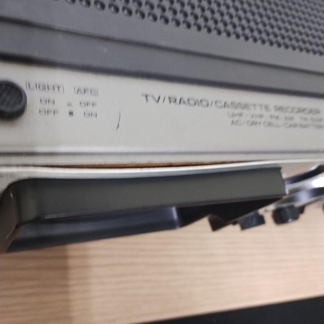 d*7様 National TV-Radio-Cassette Recorder