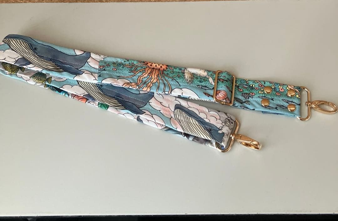 特大　ボストンバッグ　おとぎの国の猫と仲間たち