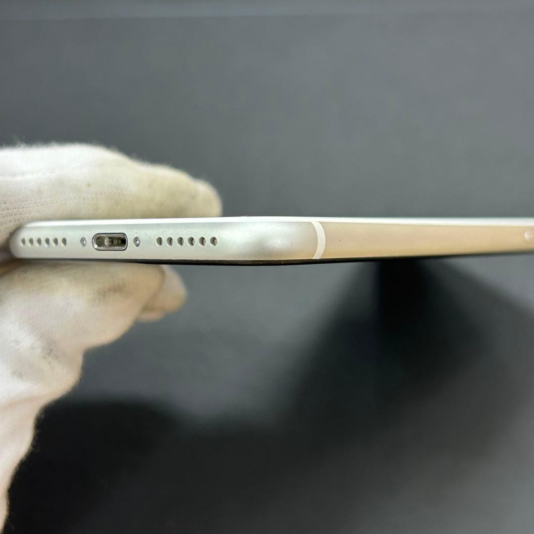 ニ*コ様 稼動 美品 iPhone SE 128GB アイフォン Apple ア