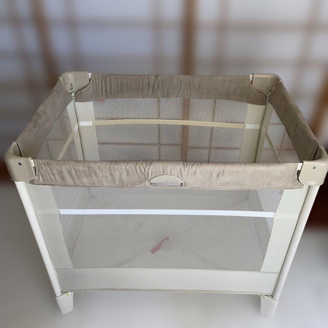 【美品】アップリカ ココネルエアープラスAB ホワイト ベージュ