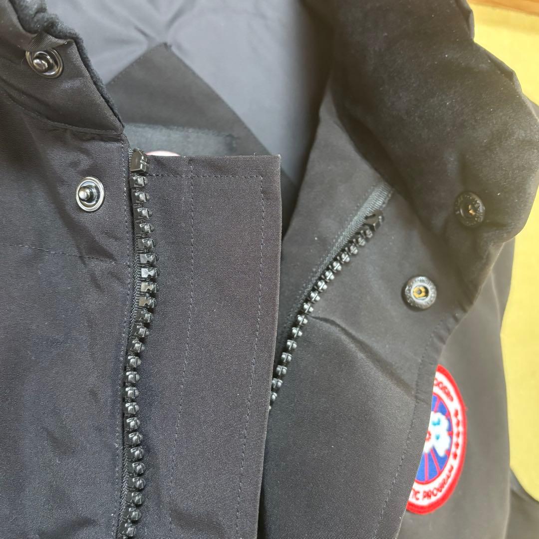   ブラック ダウンベスト S