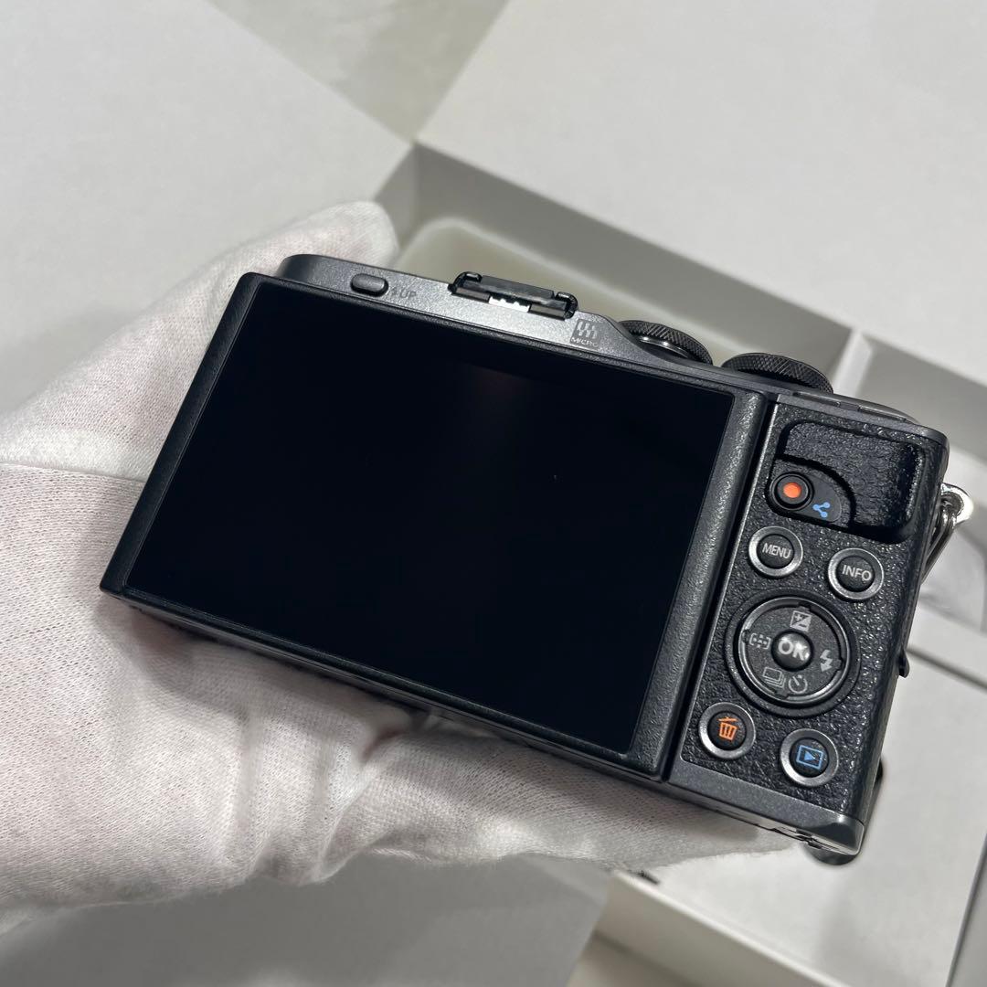 新品未使用品　ブラック　OLYMPUS PEN E-PL10