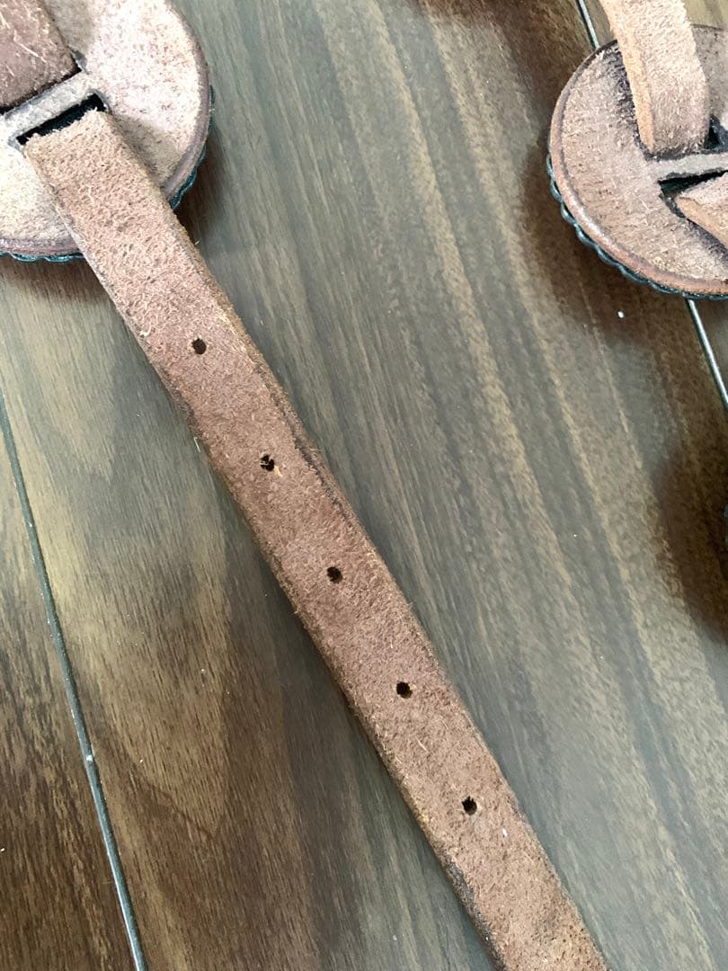 LGB コンチョ　メタリックシルバー　革　レア