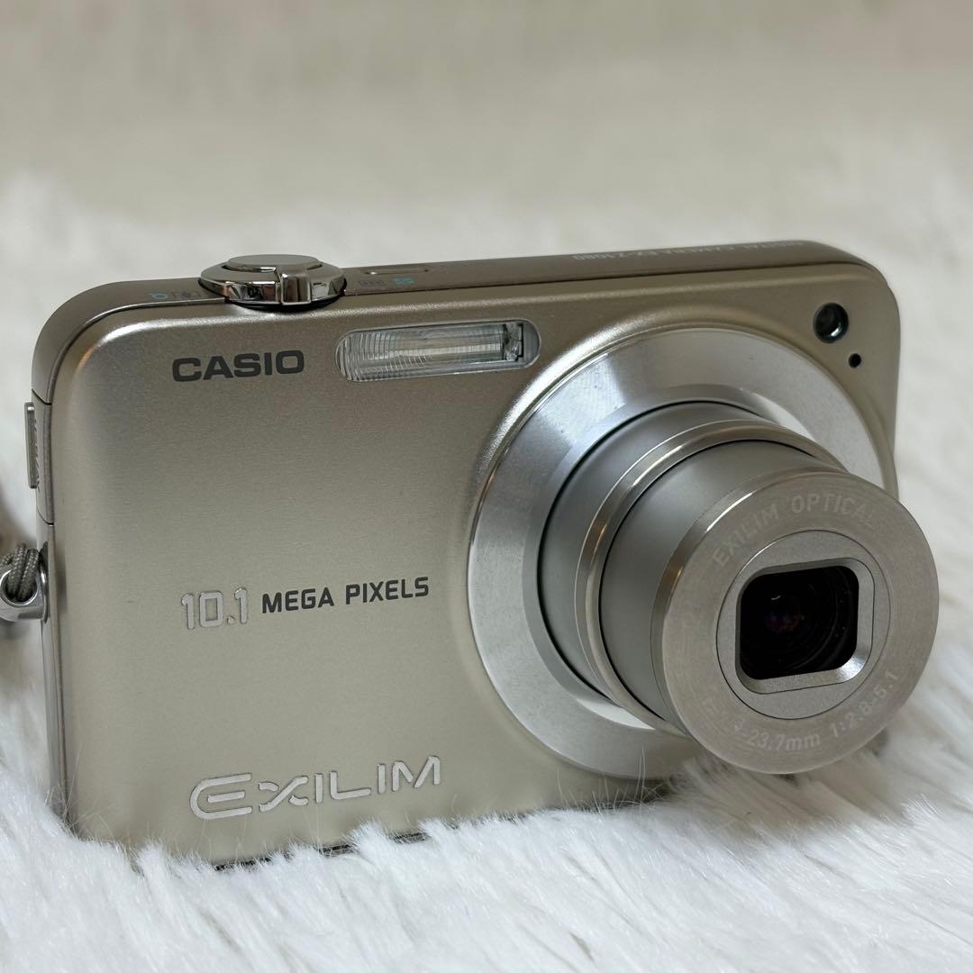 CASIO カメラ　EX-Z1080 充電器　ゴールド　コンデジ　動作品