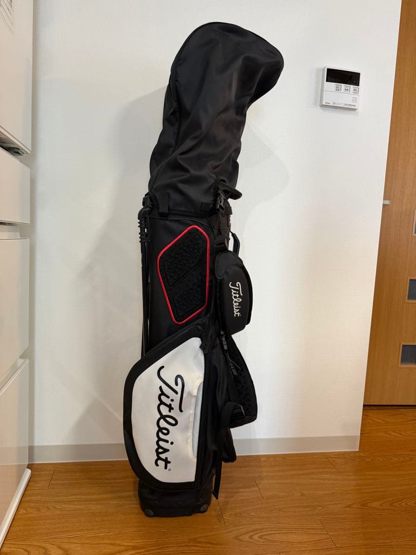 Titleist スタンドバッグ 黒x白 キャディーバッグ