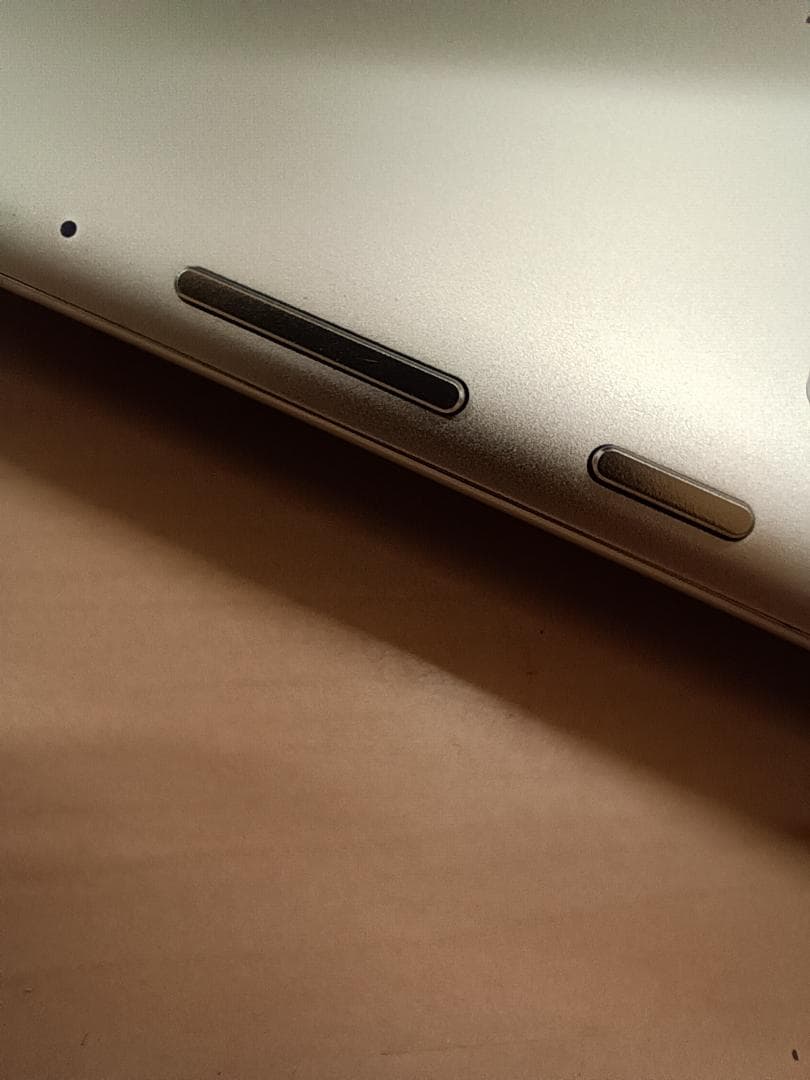 【極美・箱・カバー】docomo d-02k dtab 32GB Android