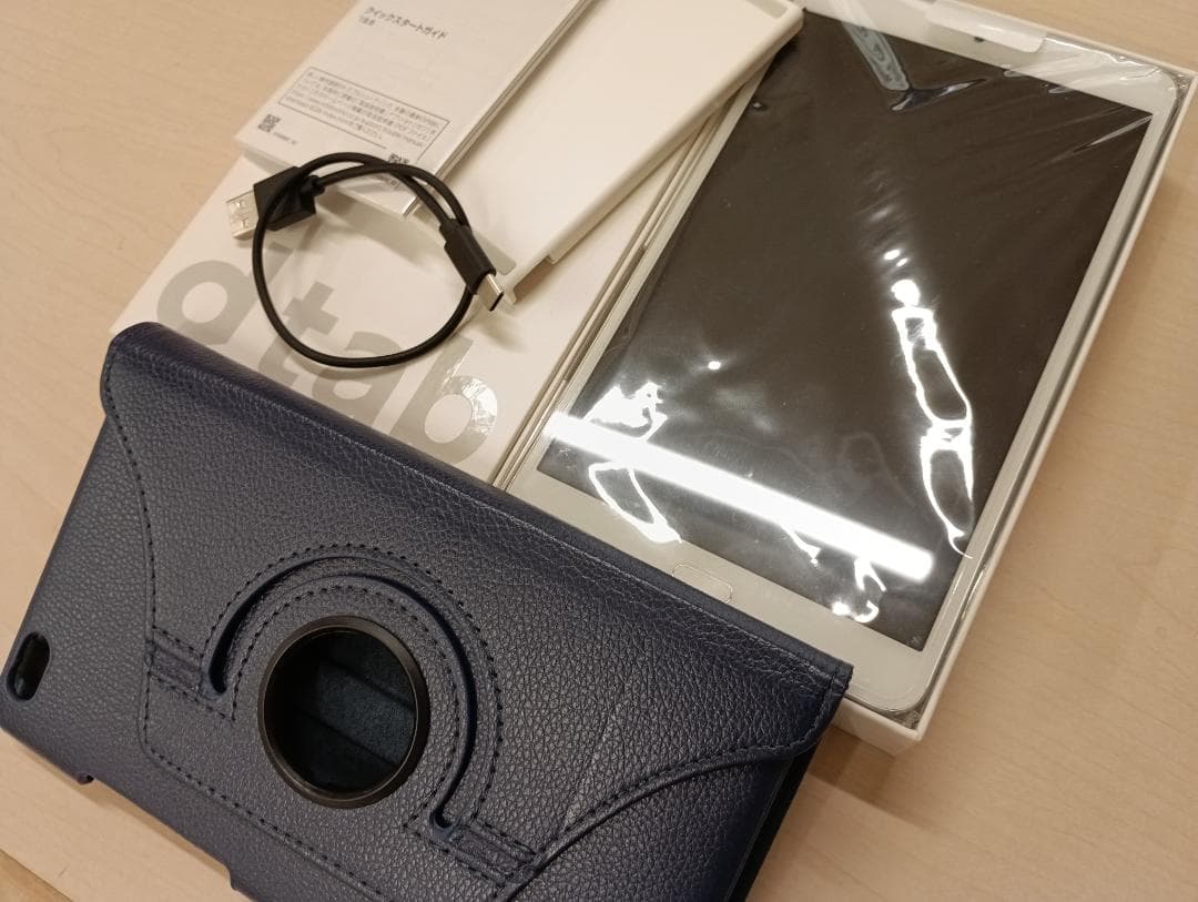 【極美・箱・カバー】docomo d-02k dtab 32GB Android