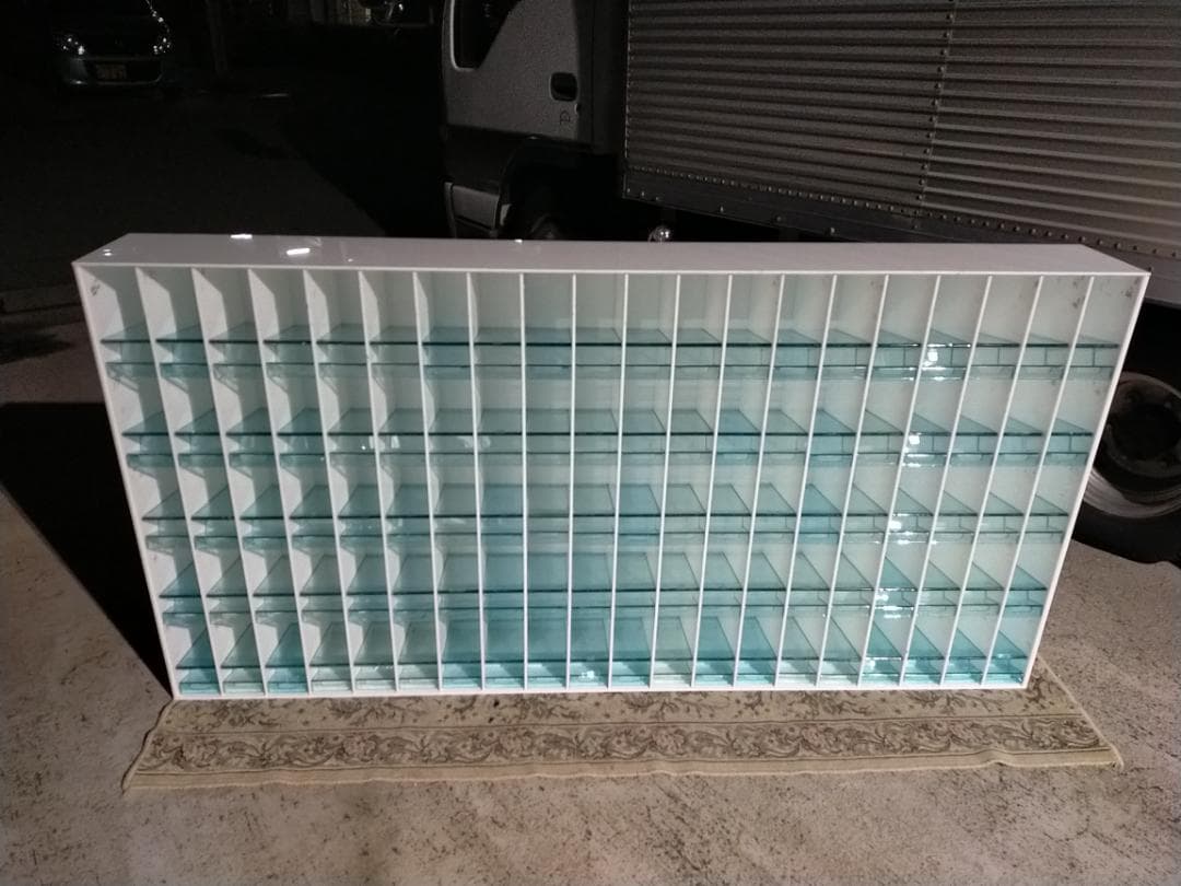 (引取り限定) 模型・フィギア☆アクリル ディスプレイ100☆展示☆コレクション