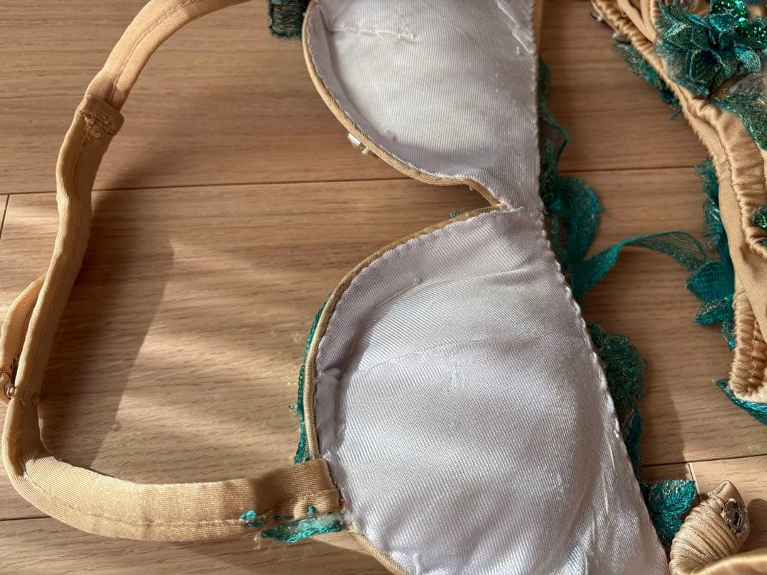 美品　エジプト製オリエンタル衣装　Magicシリーズ　ターコイズ　セットアップ