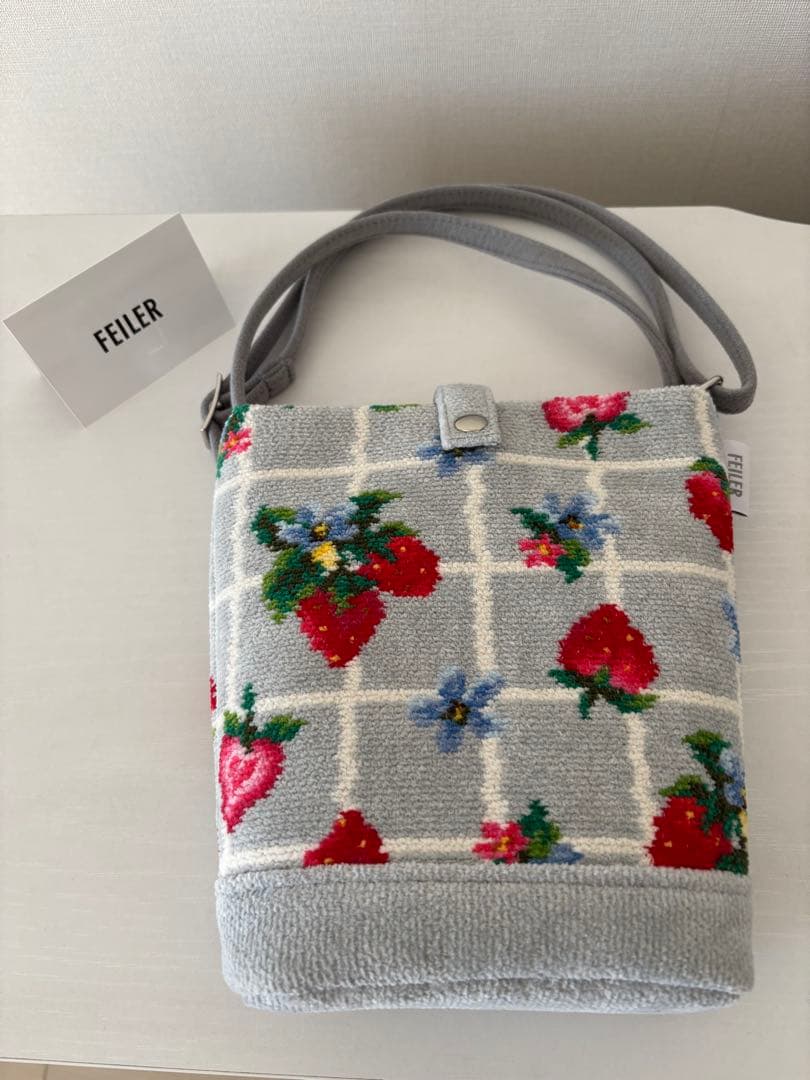 フェイラー　ストロベリーフィールドプティ　ポシェット