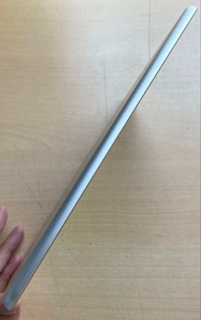 iPad 第5世代　A1822　Wi-Fiモデル　シルバー　32GB 超美品#3