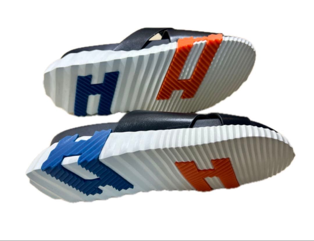 未使用。HERMES サンダル ブラック　インフラ