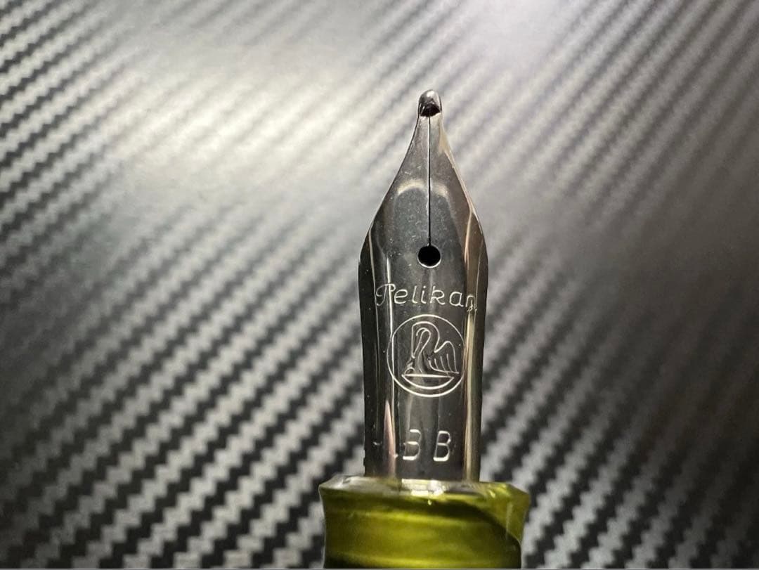 未使用に近い ペリカン 万年筆 M205 デュオネオン BB