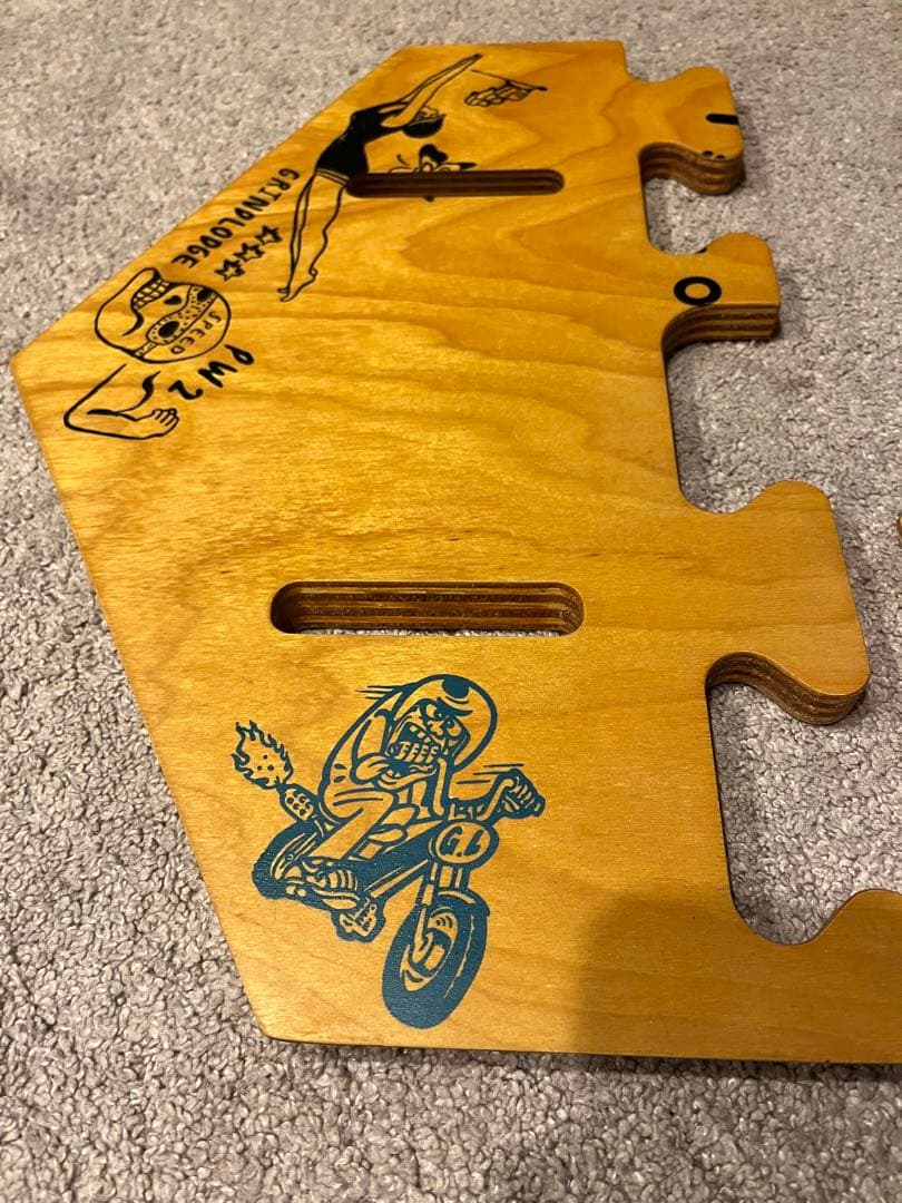 グラインドロッジ　thearth grindlodge ざぁーす　ヘキサテーブル