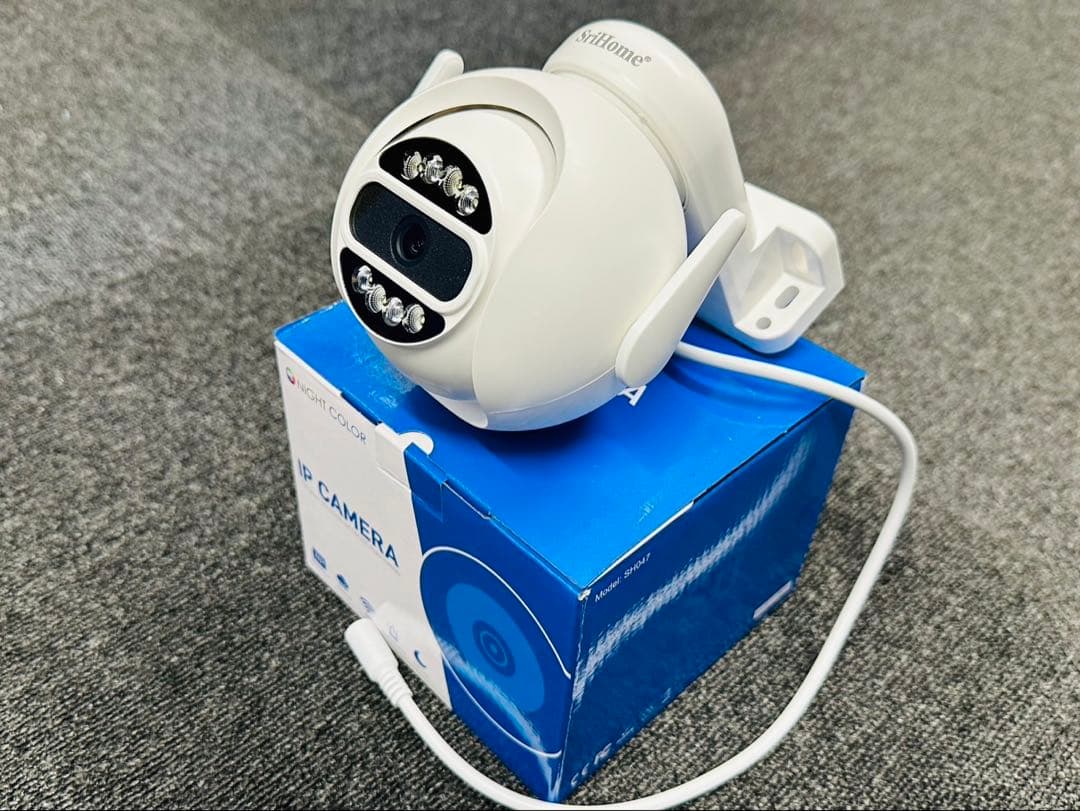 最新ワイヤレス防犯カメラ6台セット500万画素タッチパネル1TB HDD内蔵付き