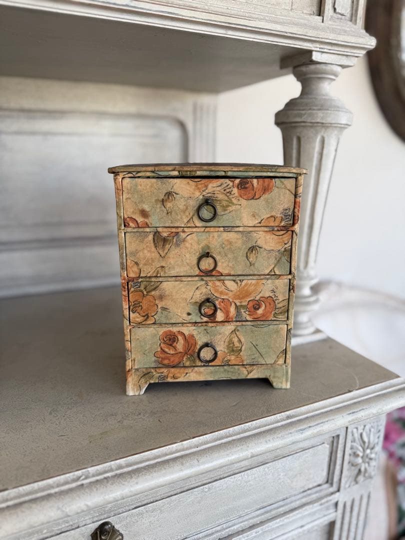 フランスアンティークカルトナージュドゥロワー抽斗引き出し薔薇柄シャビー