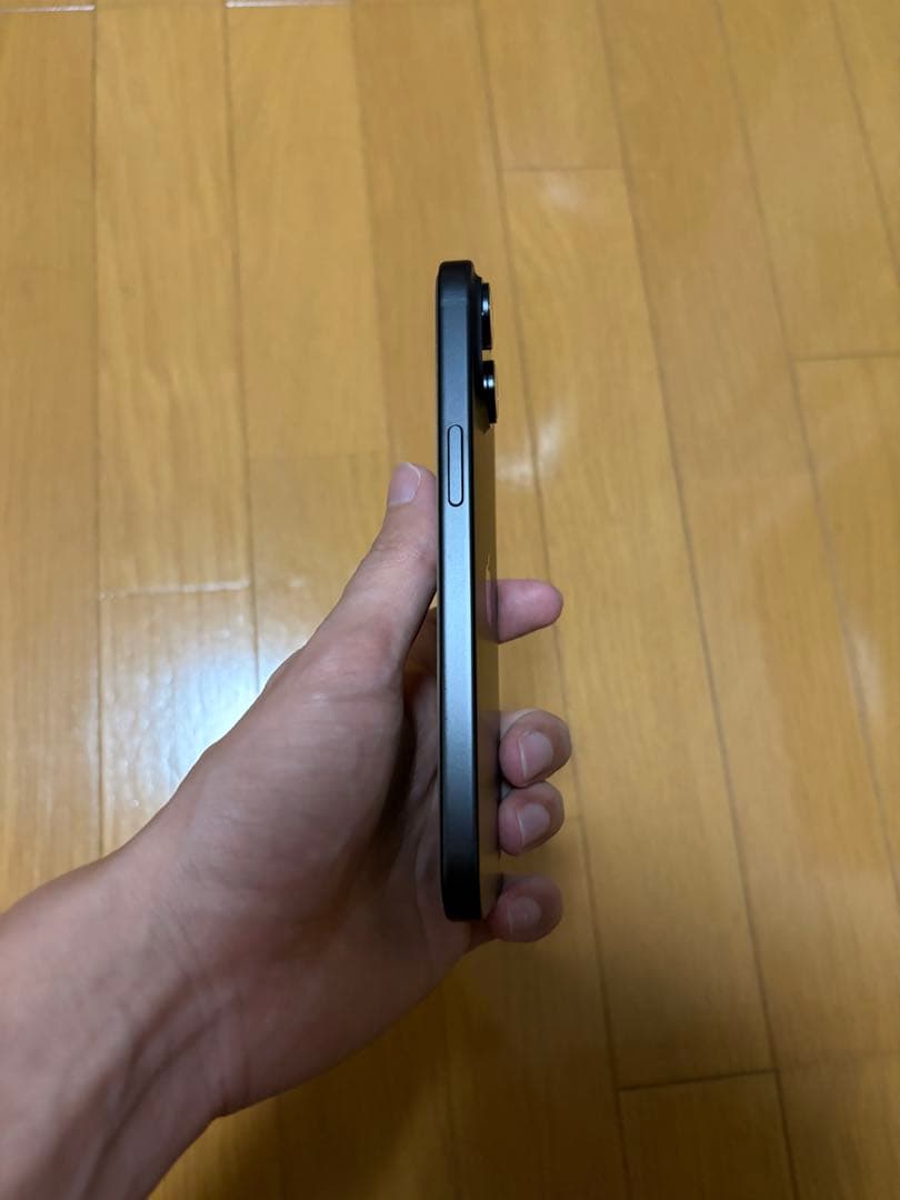 Apple iPhone 15 ブラック 128GB 初期化済み