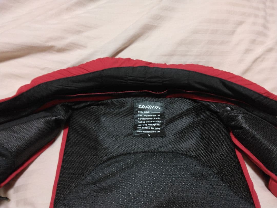 ダイワ　バリアテック枕付フロートベスト　レッド　L