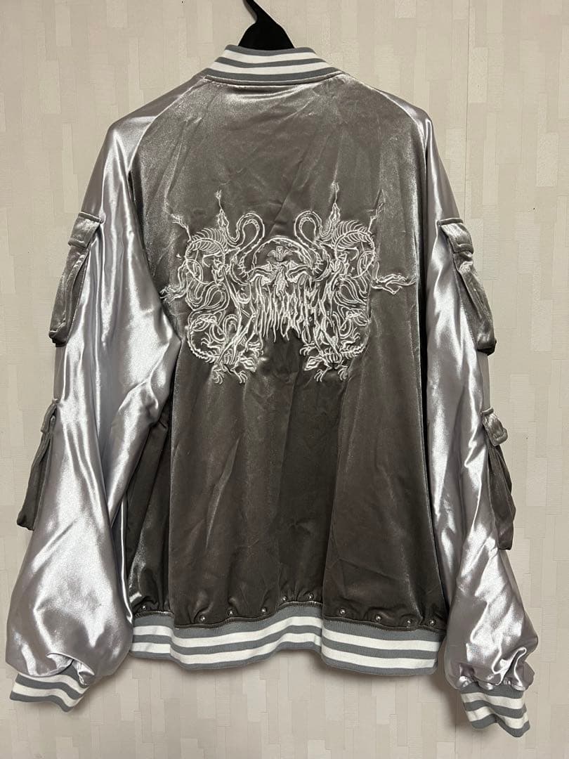 DimMoireベロアスカジャン