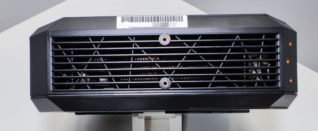 【ジャンク】MINISFORUM HX100G 7840HS 32GB 1TB