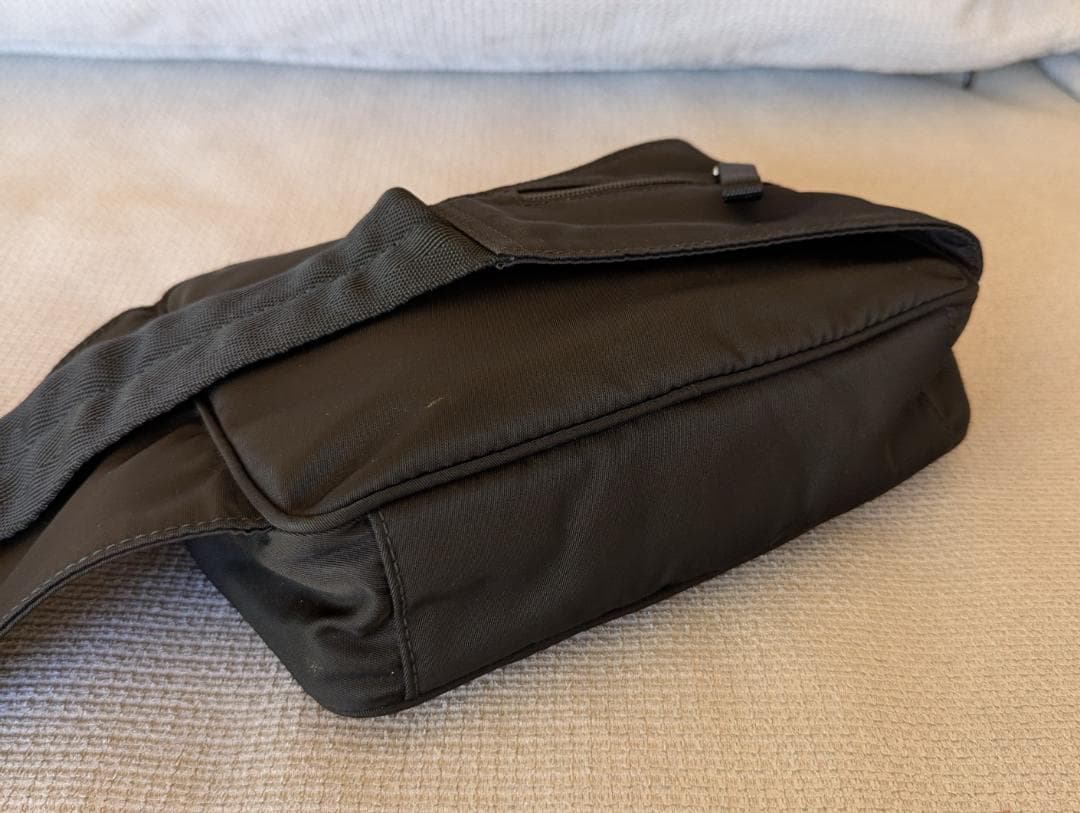 T*A様 PRADA ２VL001 プラダ ウエストポーチ ボディバッグ ブラッ