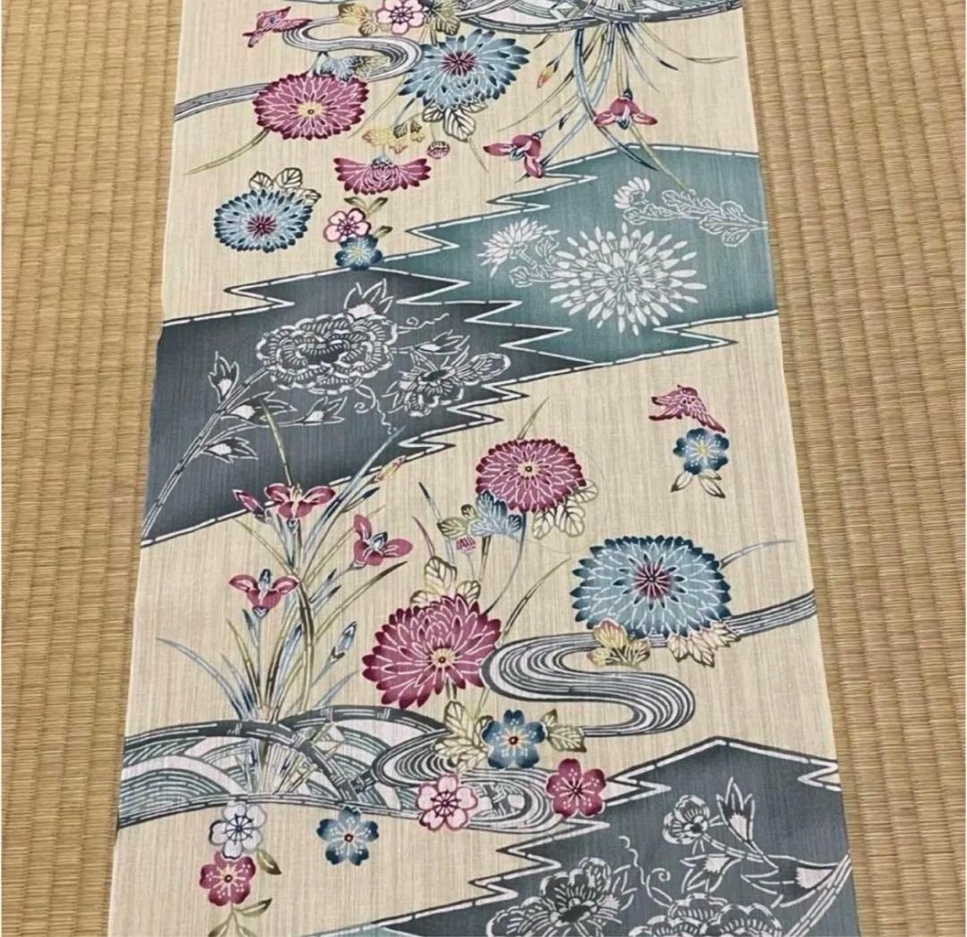 【はるの糸】高級ブランド浴衣　源氏物語　紅型調　綿麻浴衣　反物