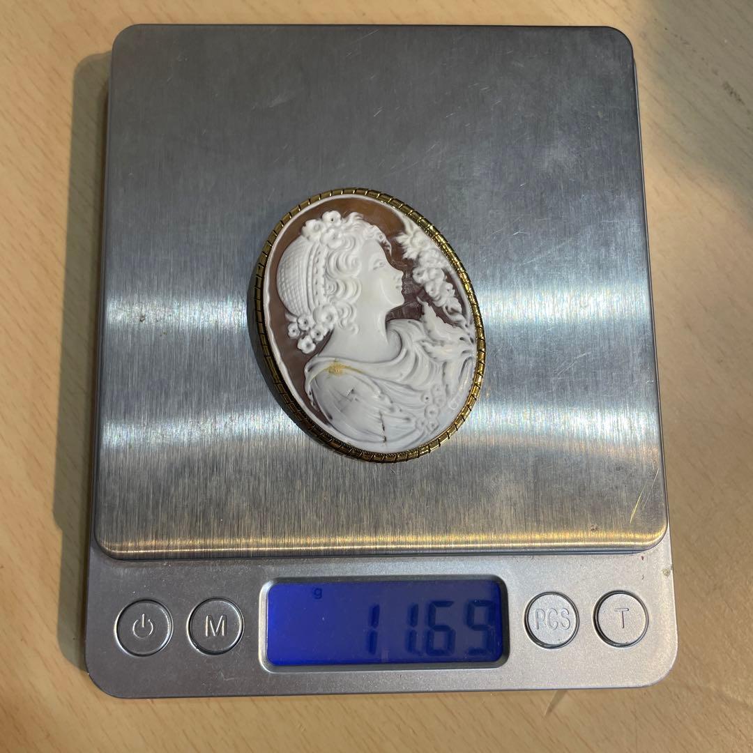 パフェ　希少品　一点もの　APA カメオブローチ　おしゃれ　レディース