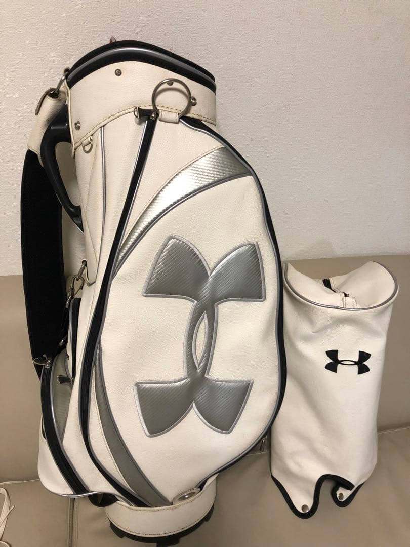 【送料込み】廃盤希少品UNDER ARMOUR キャディバッグ ホワイト 9型