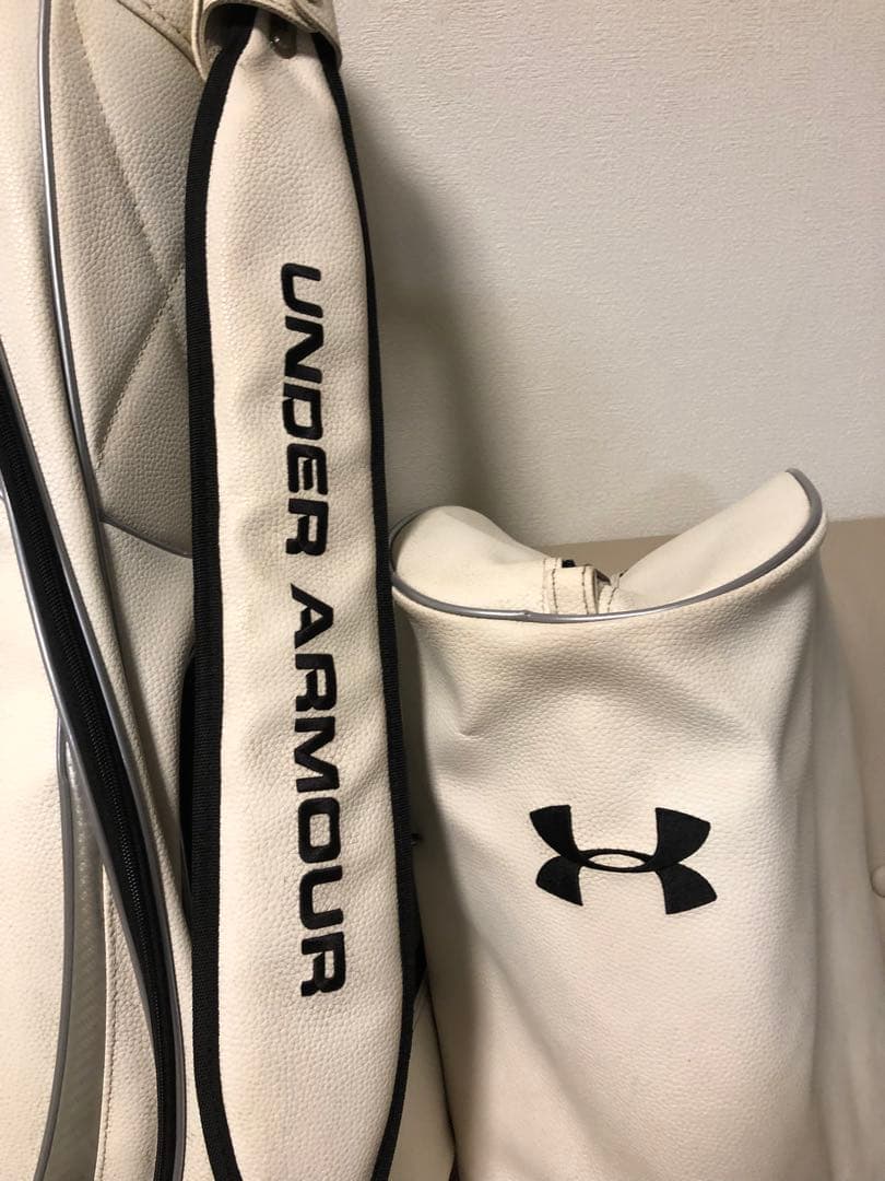 【送料込み】廃盤希少品UNDER ARMOUR キャディバッグ ホワイト 9型
