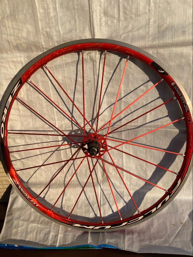 フルクラムレーシングゼロ 完組ホイールセット 赤