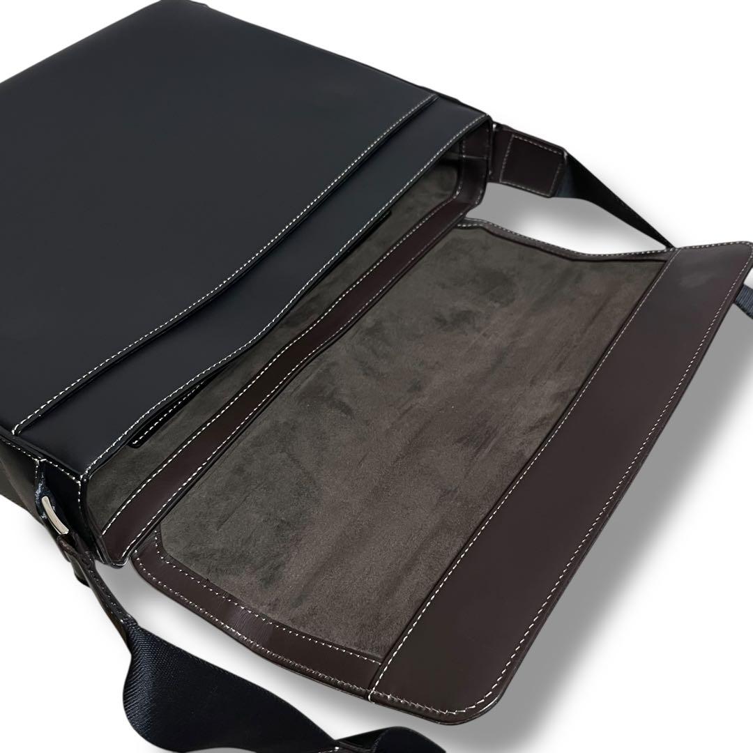 定価11万円!! 美品　ココマイスター シティライトリバティ ショルダーバッグ