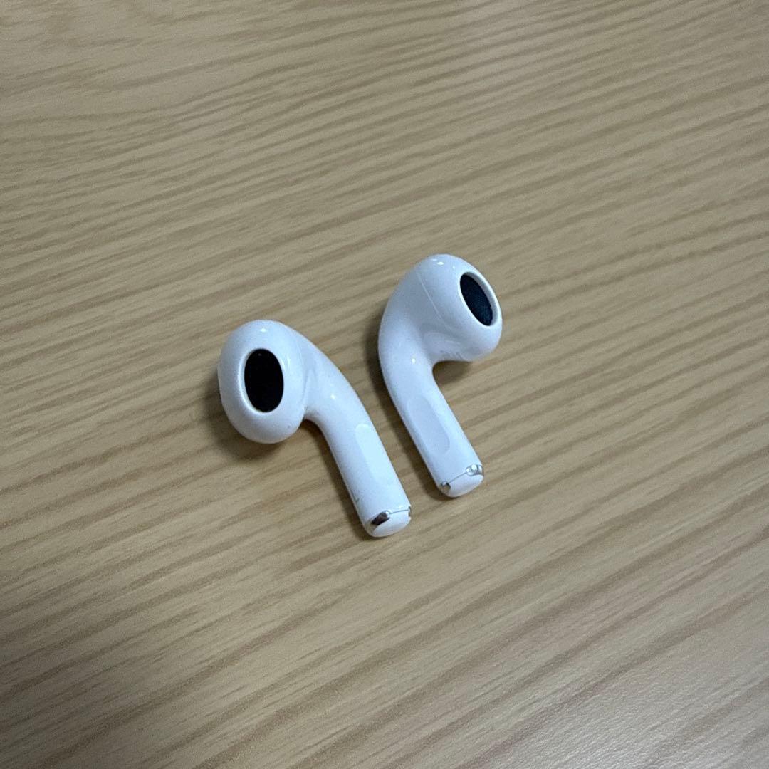 AirPods 3 Lightningタイプ