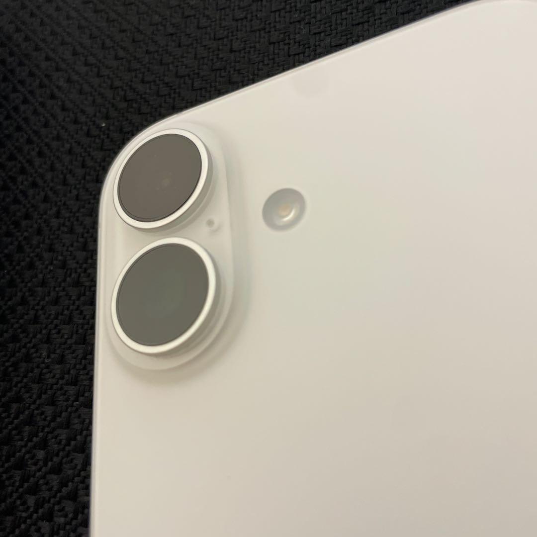 Apple iPhone 17 ホワイト 本体 充電ケーブル付き