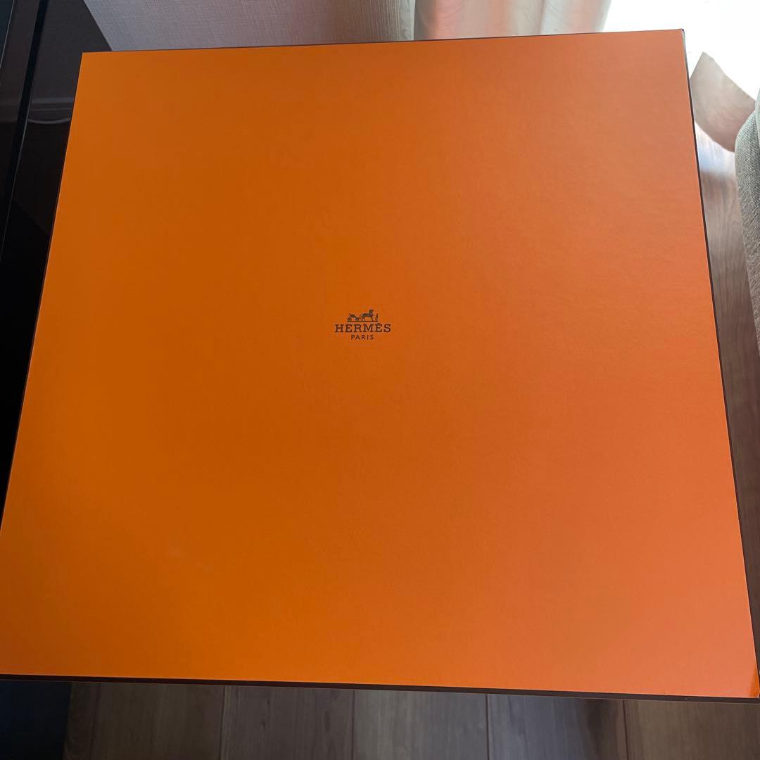 HERMES オレンジ ギフト箱 特大収納ボックス