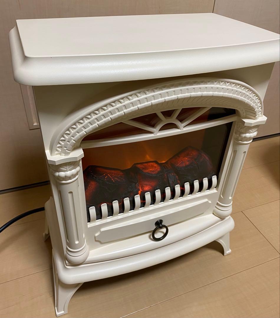 【作動確認済み】　ニトリ　クラシック デザイン 暖炉型ファンヒーター IQ IV