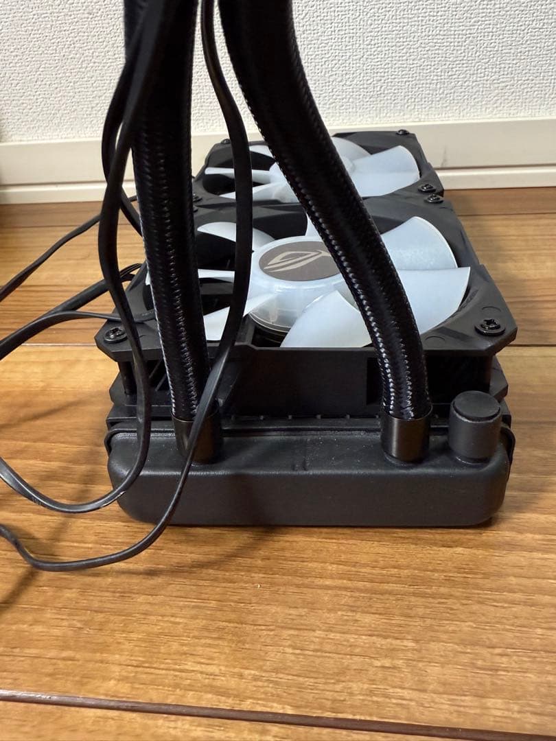 グラフィックボード・グラボ・ビデオカード ASUS ROG-STRIX-LC-RX6800XT-O16G-GAMING