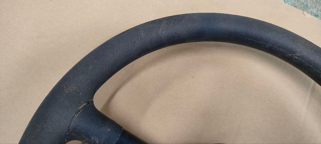 MOMO 　ポルシェデザイン　ステアリング