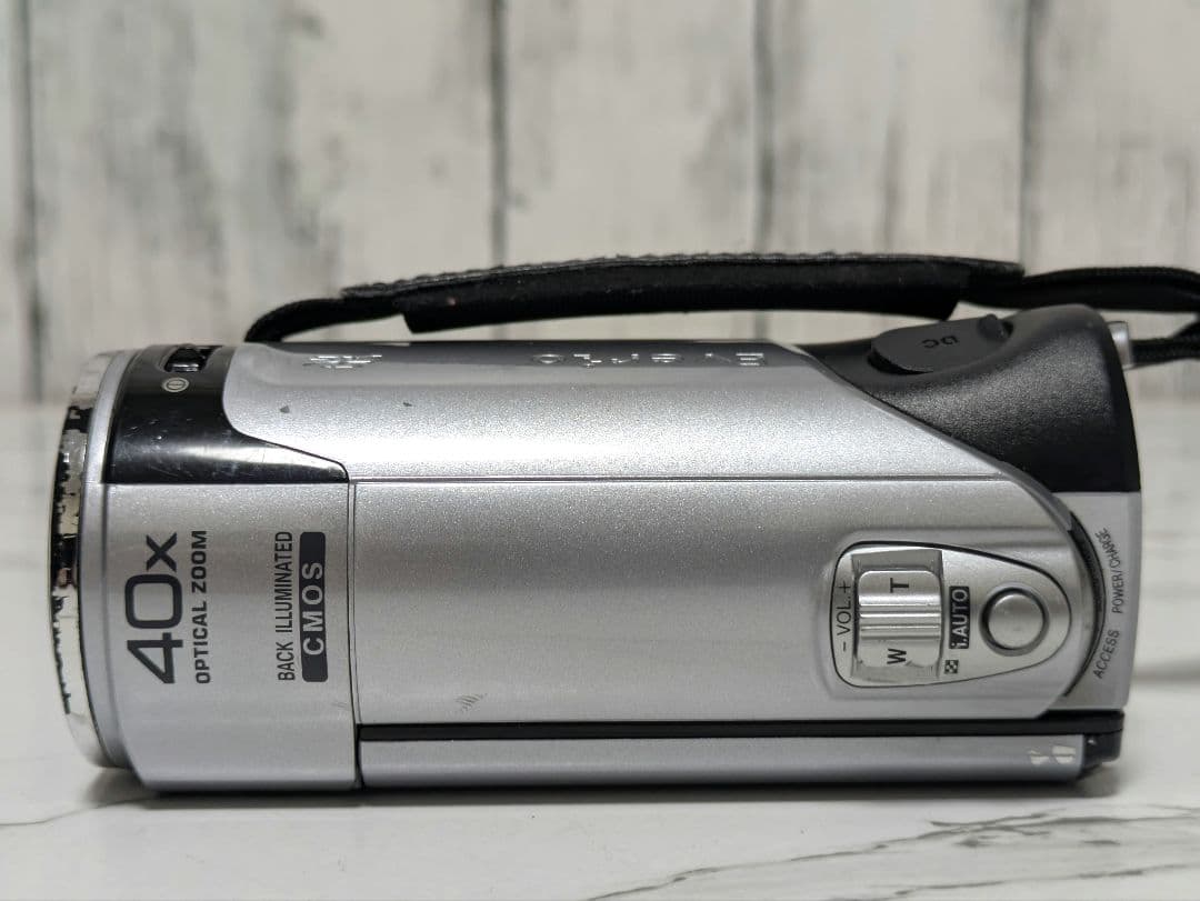 JVC　GZ-E10